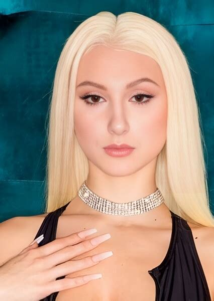 skylar vox video porn|Skylar Vox Brazzers Profile .